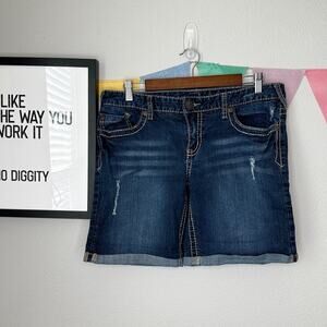 Maurice’s Rolled Hem Bermuda Jean Shorts | 11/12